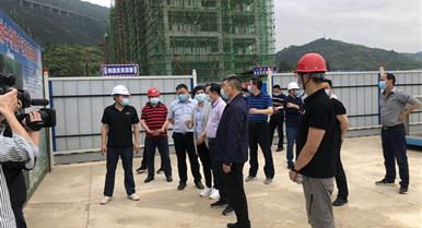 湖北恩施州州委副书记、州长刘芳震莅临四川437ccm必赢国际建设巴...